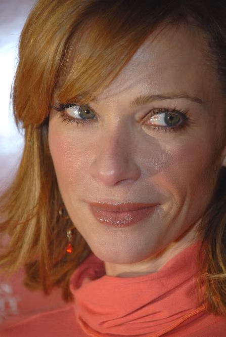 Lauren Holly