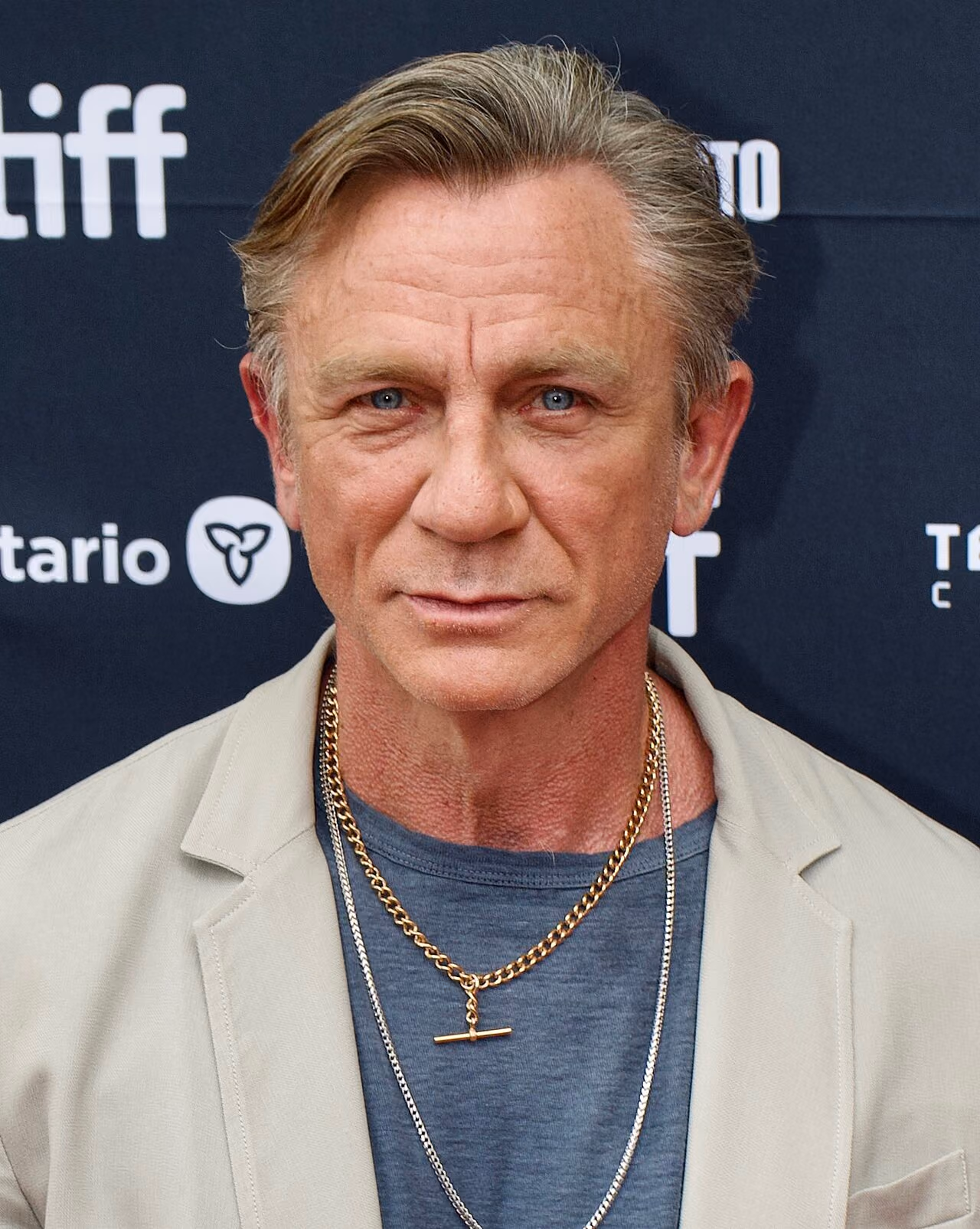 Daniel Craig